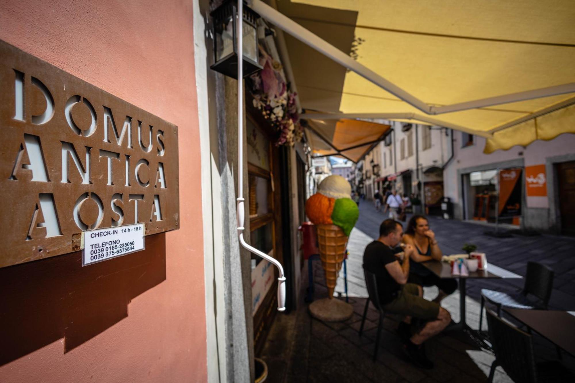 Domus Antica Aosta Hotel Kültér fotó